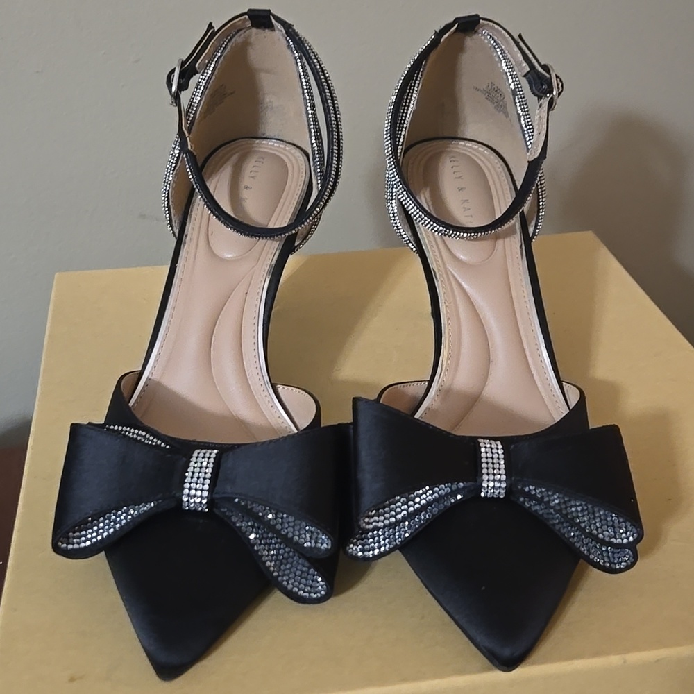 Kelly & Katie Black Satin Heels with Glittering Bow Size 11M - Picture 2 of 10